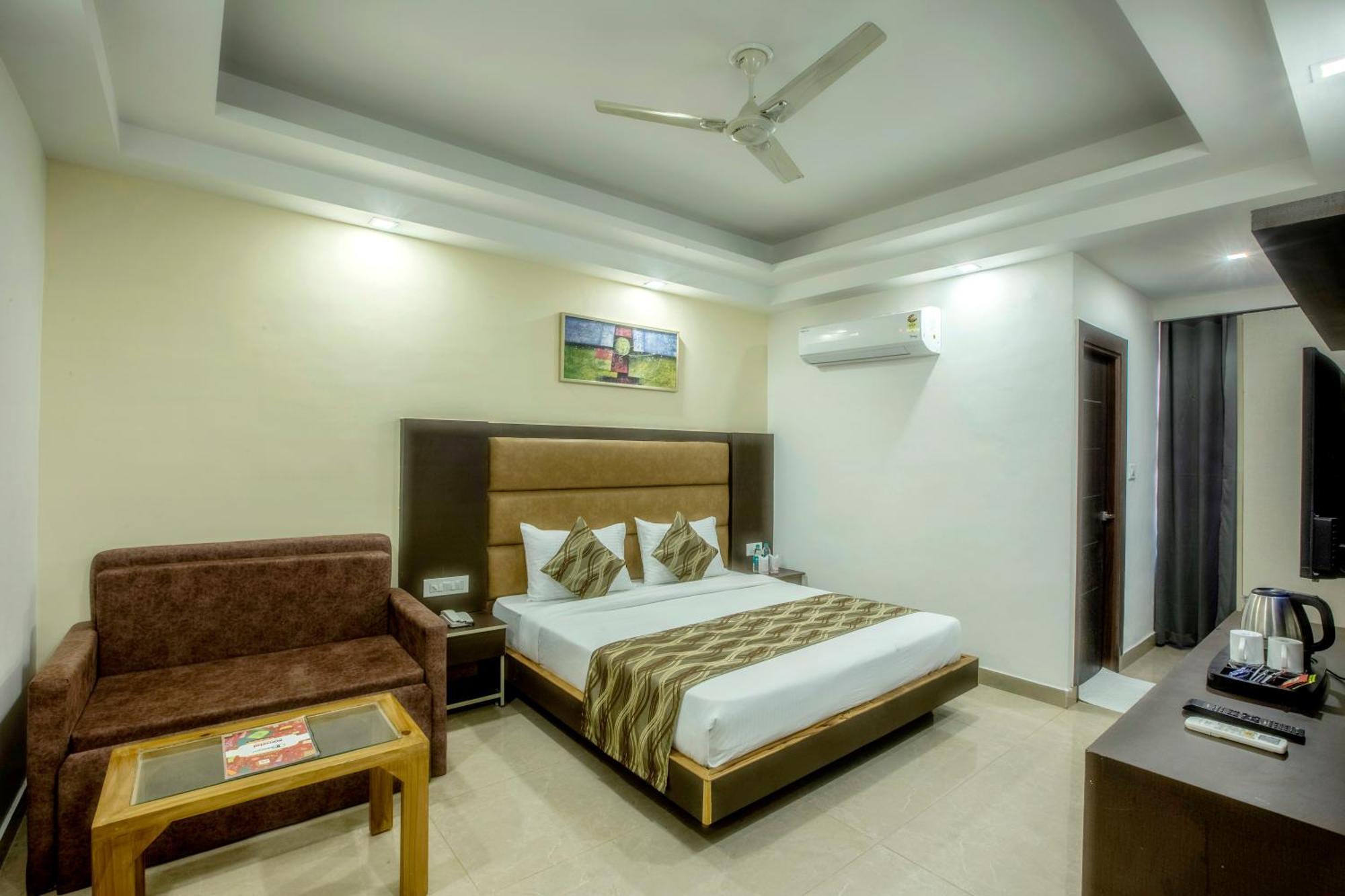 Hotel Delhi Aerocity Inn 뉴델리 외부 사진