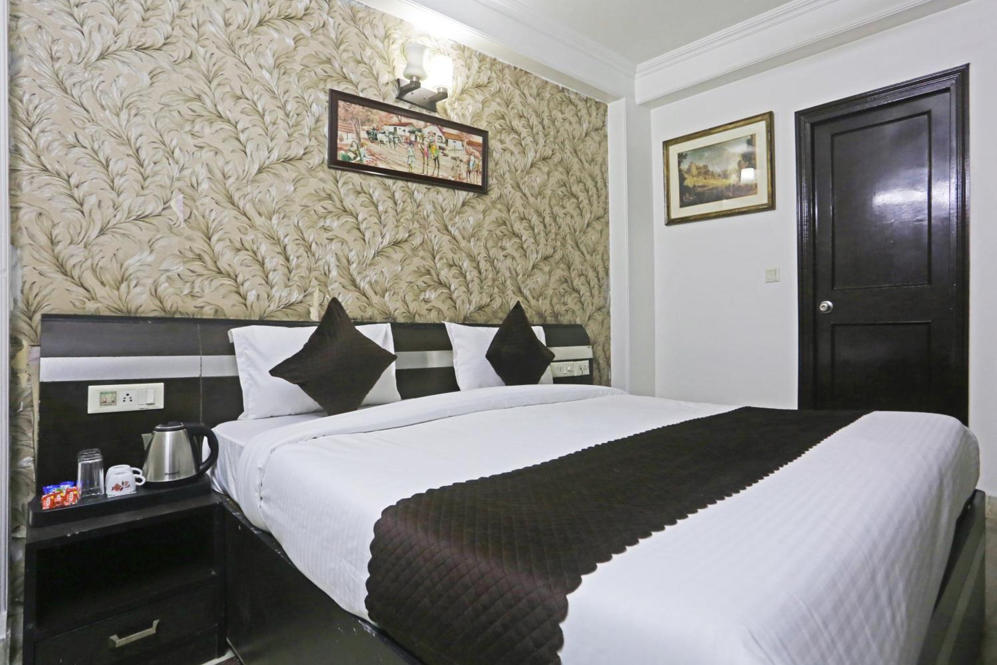Hotel Delhi Aerocity Inn 뉴델리 외부 사진
