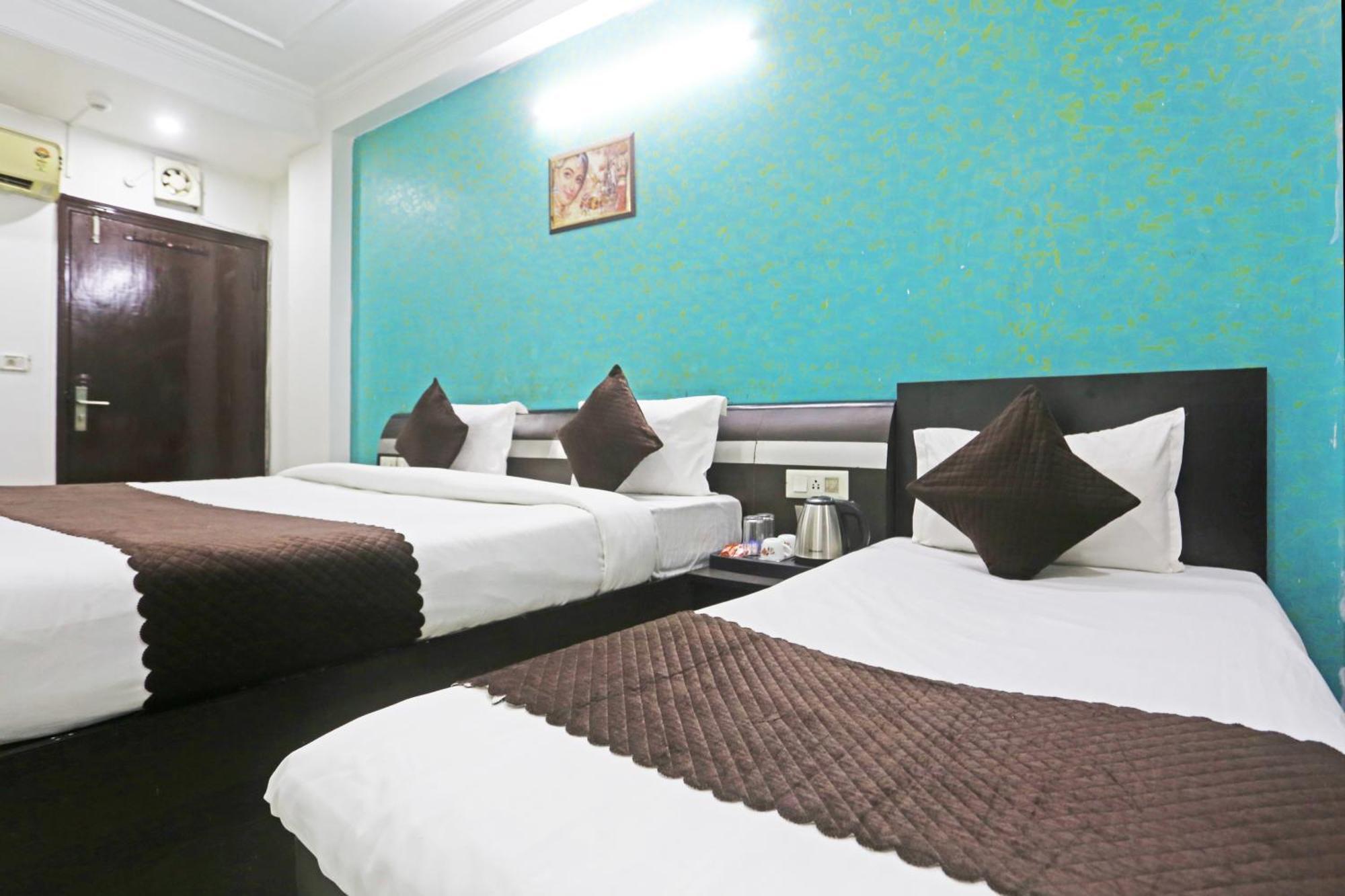 Hotel Delhi Aerocity Inn 뉴델리 외부 사진