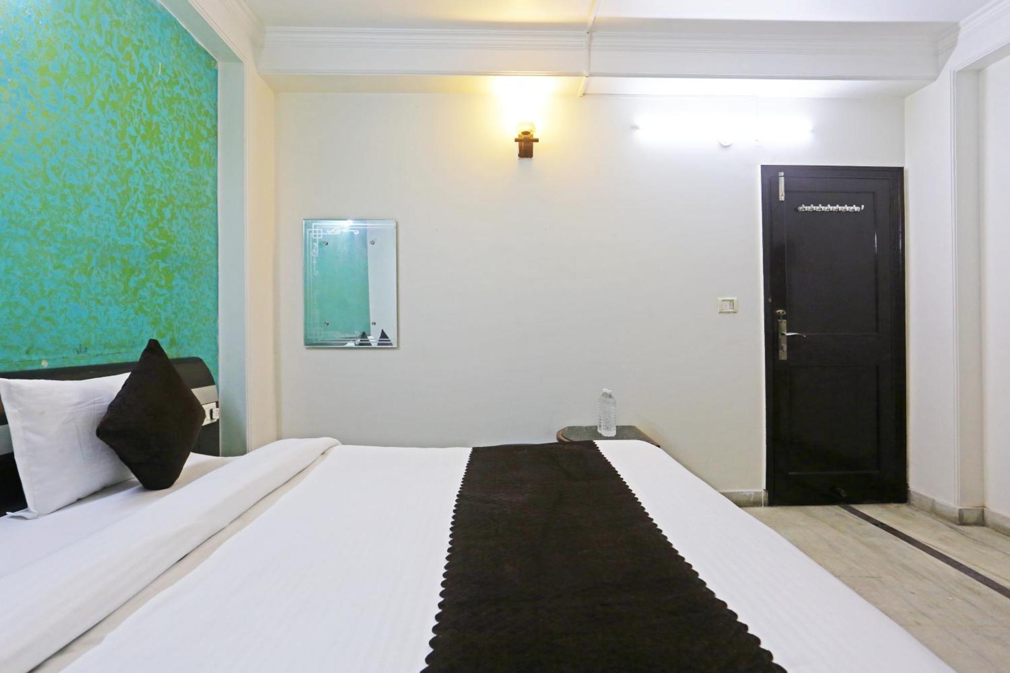 Hotel Delhi Aerocity Inn 뉴델리 외부 사진
