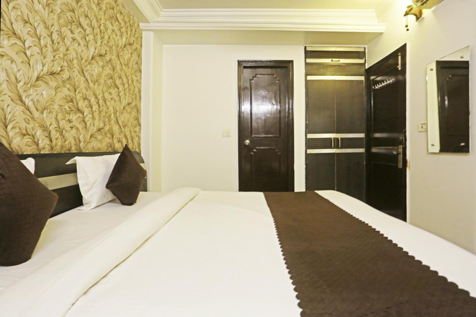 Hotel Delhi Aerocity Inn 뉴델리 외부 사진