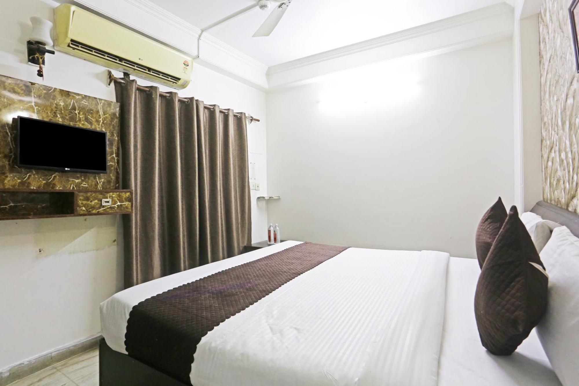 Hotel Delhi Aerocity Inn 뉴델리 외부 사진
