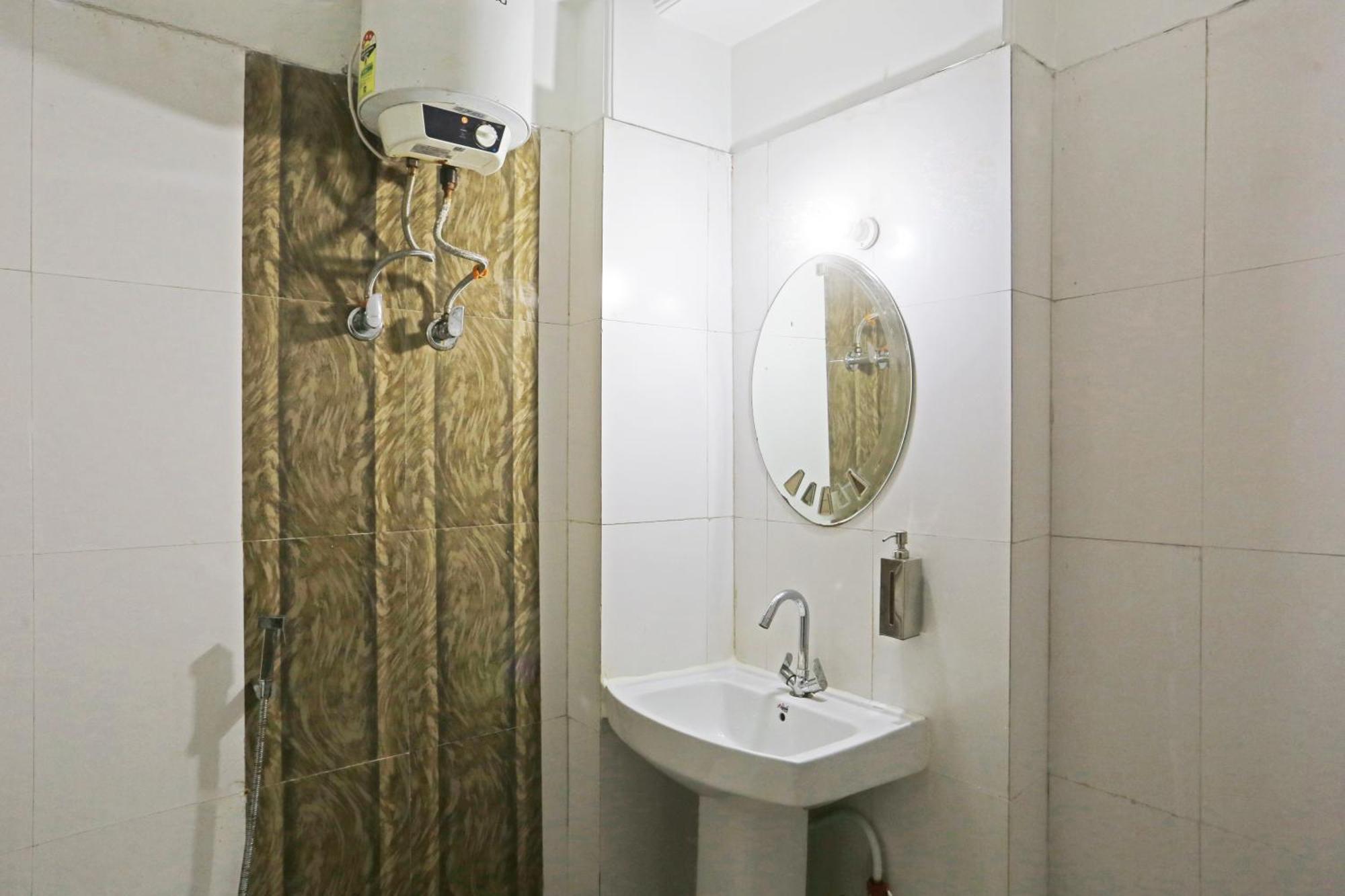 Hotel Delhi Aerocity Inn 뉴델리 외부 사진